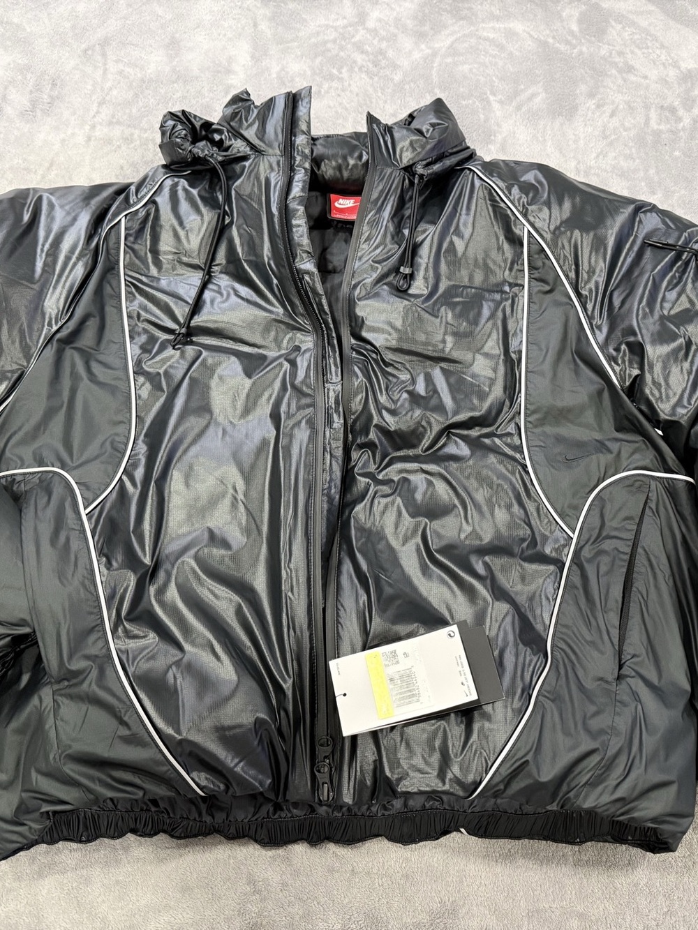 Nike ACG Lunar Lake PrimaLoft Therma-FIT ADV Puffer Jacket Black. Size small
